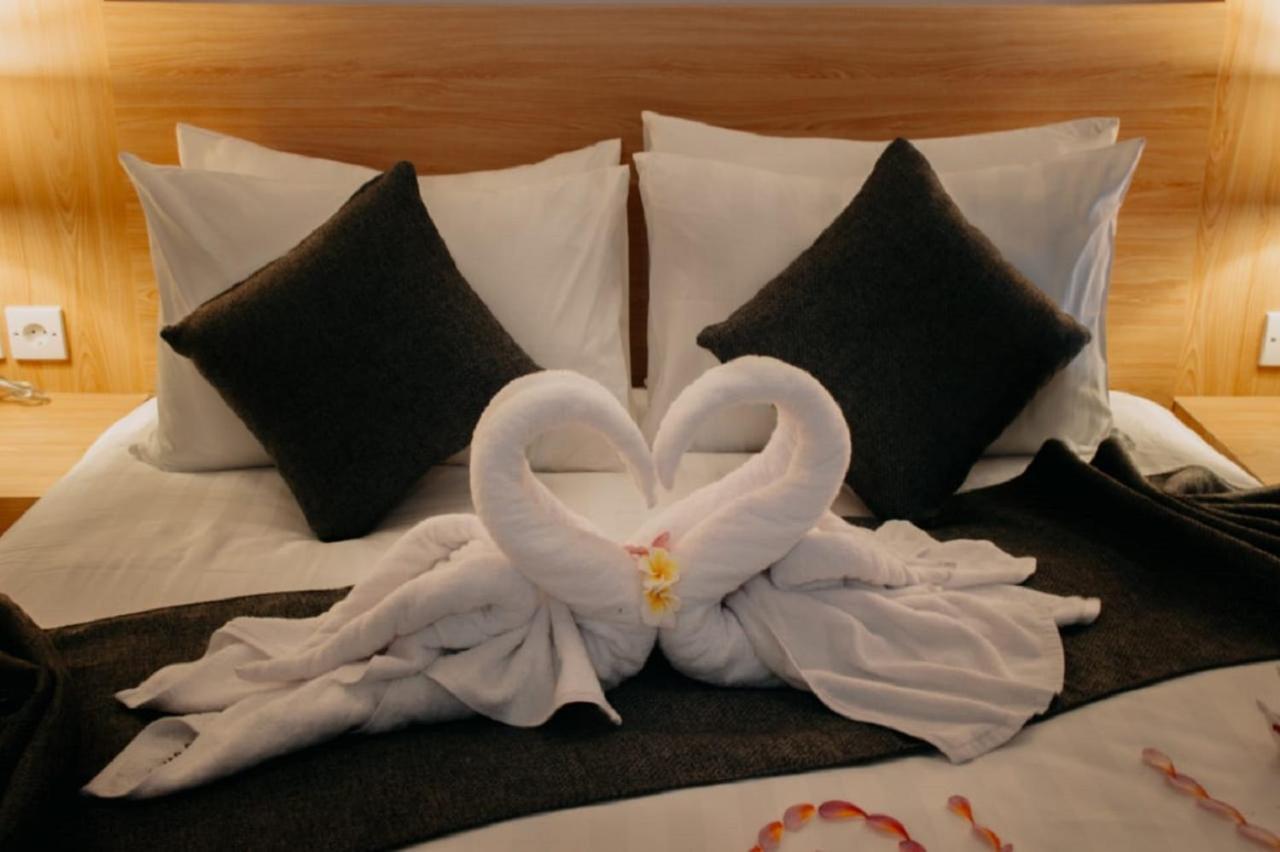 Sea Terras Suite And Luxury Batununggul Extérieur photo